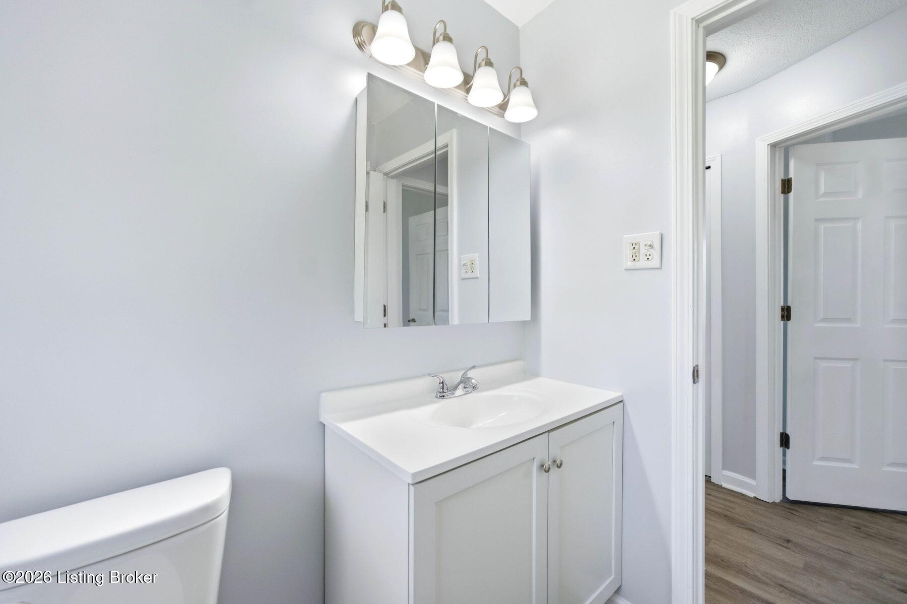 5917 Whispering Hills Blvd