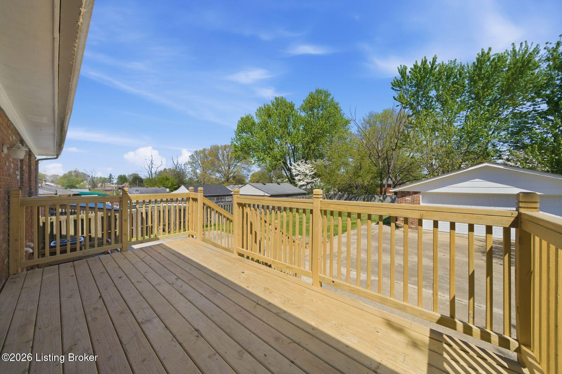 5917 Whispering Hills Blvd