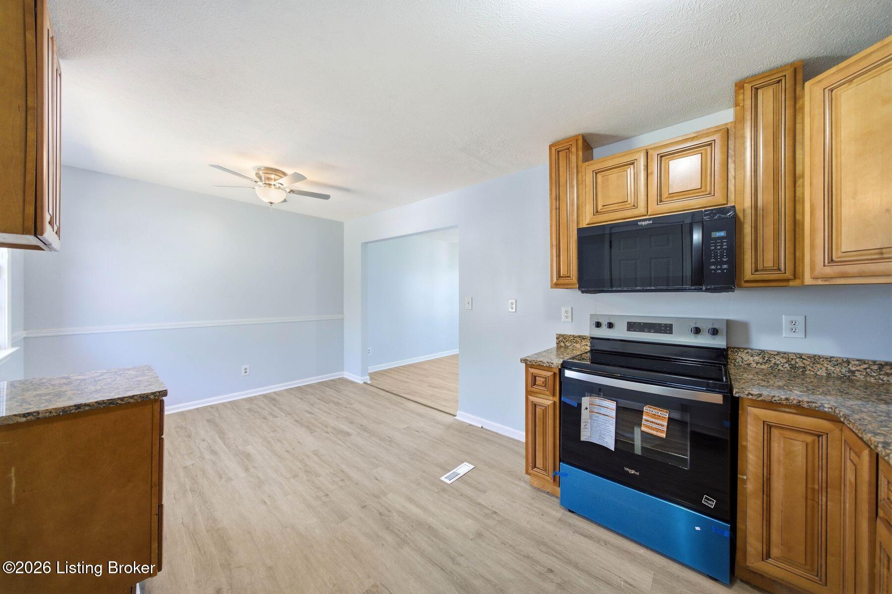 5917 Whispering Hills Blvd