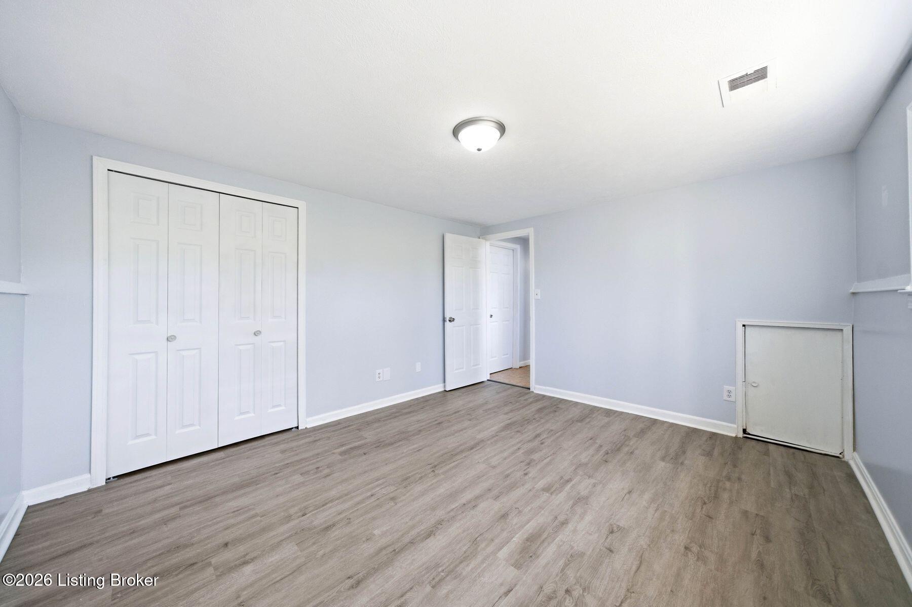 5917 Whispering Hills Blvd