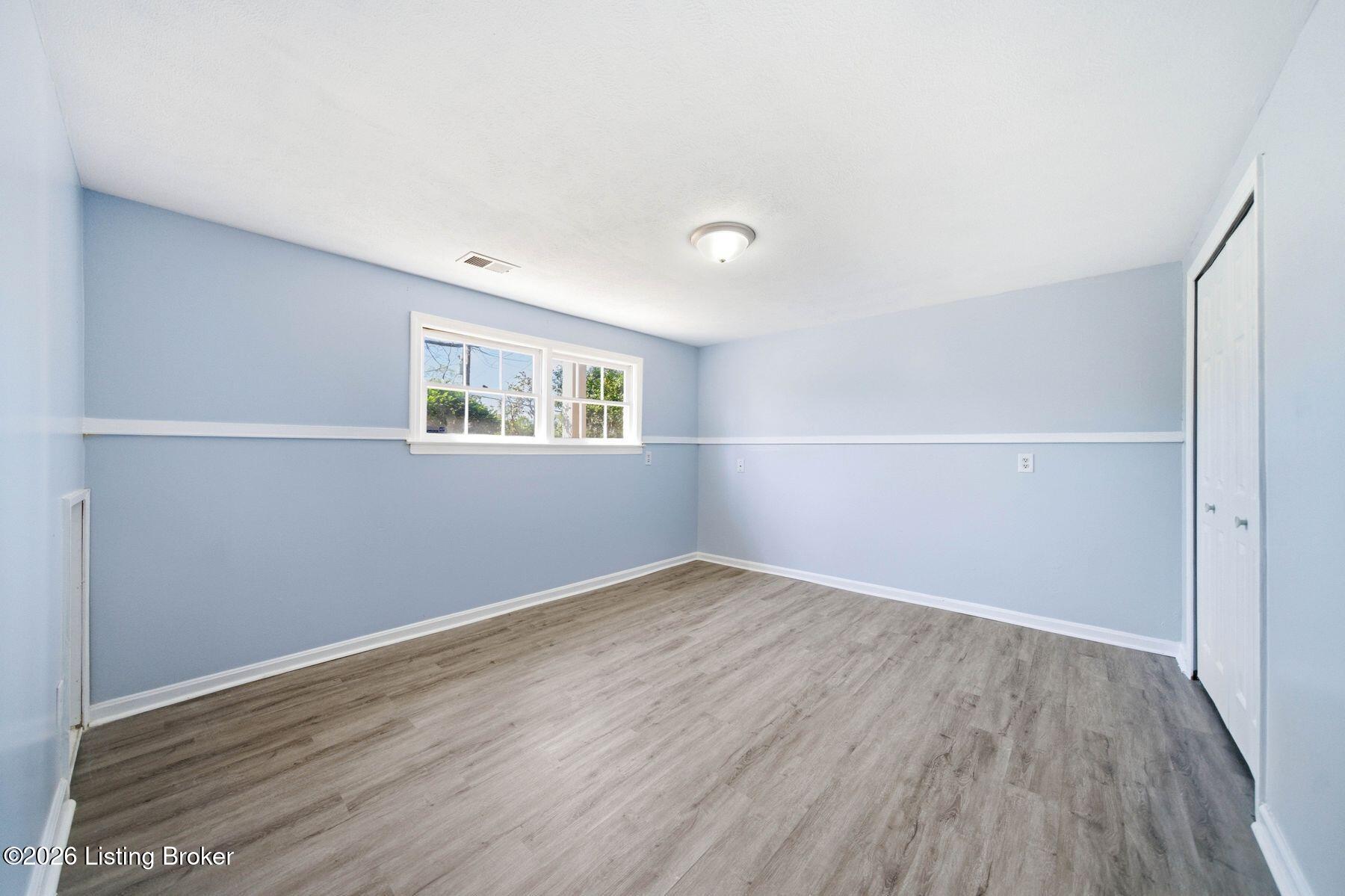 5917 Whispering Hills Blvd