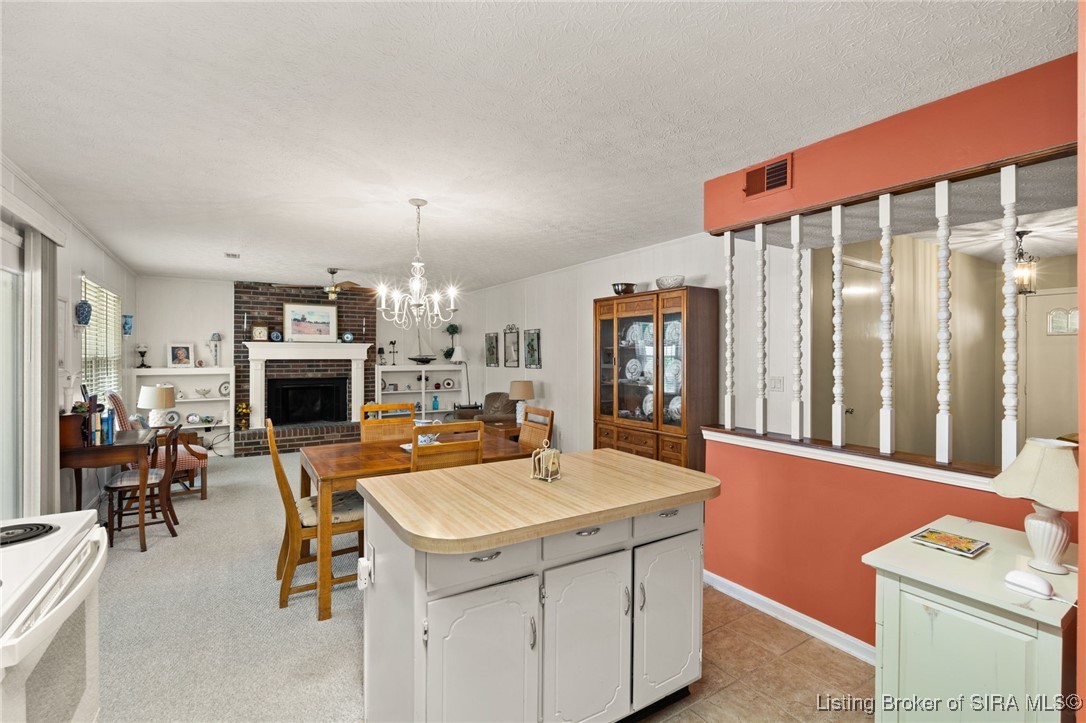 2304 Dunbar Drive