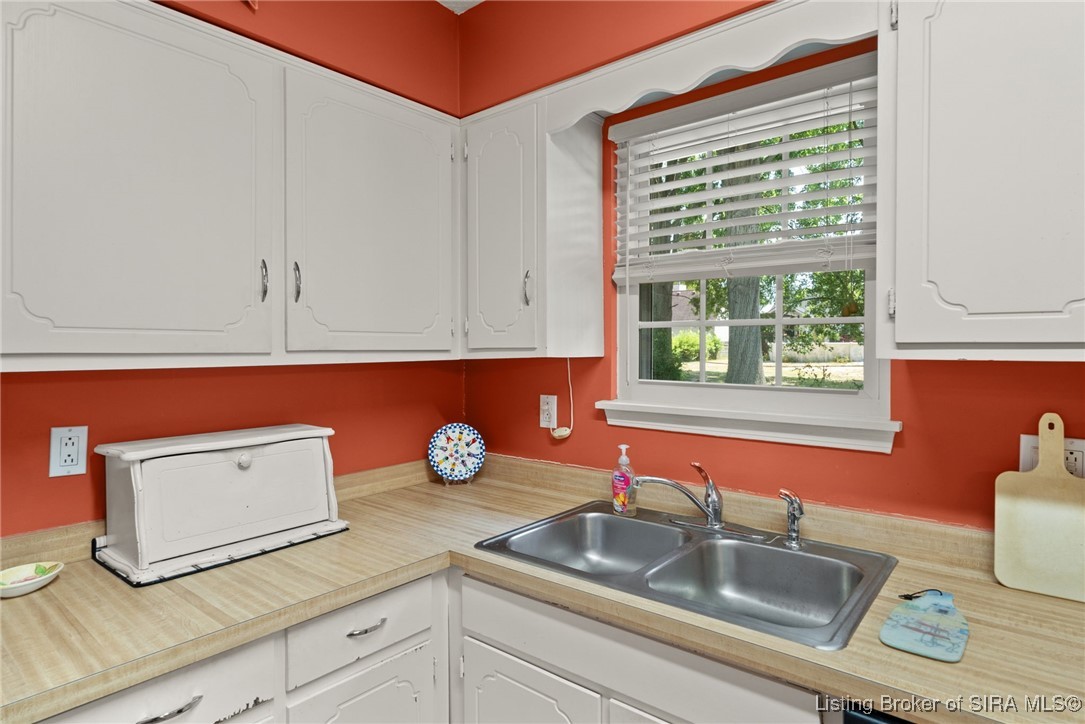 2304 Dunbar Drive