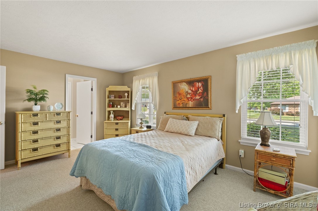 2304 Dunbar Drive