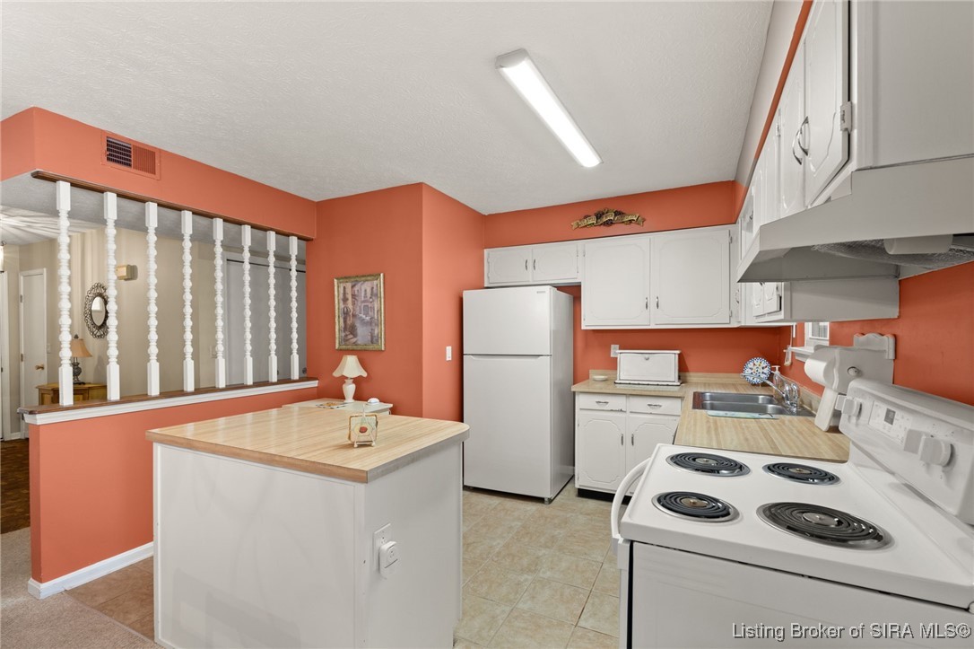 2304 Dunbar Drive