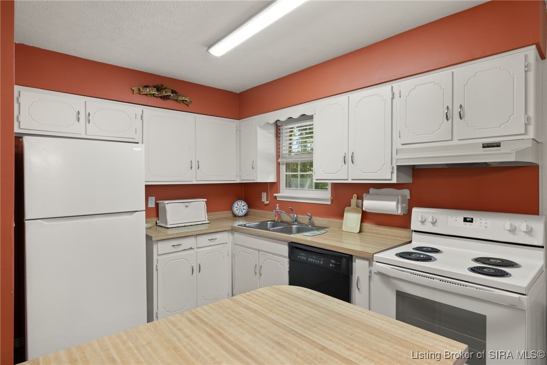 2304 Dunbar Drive
