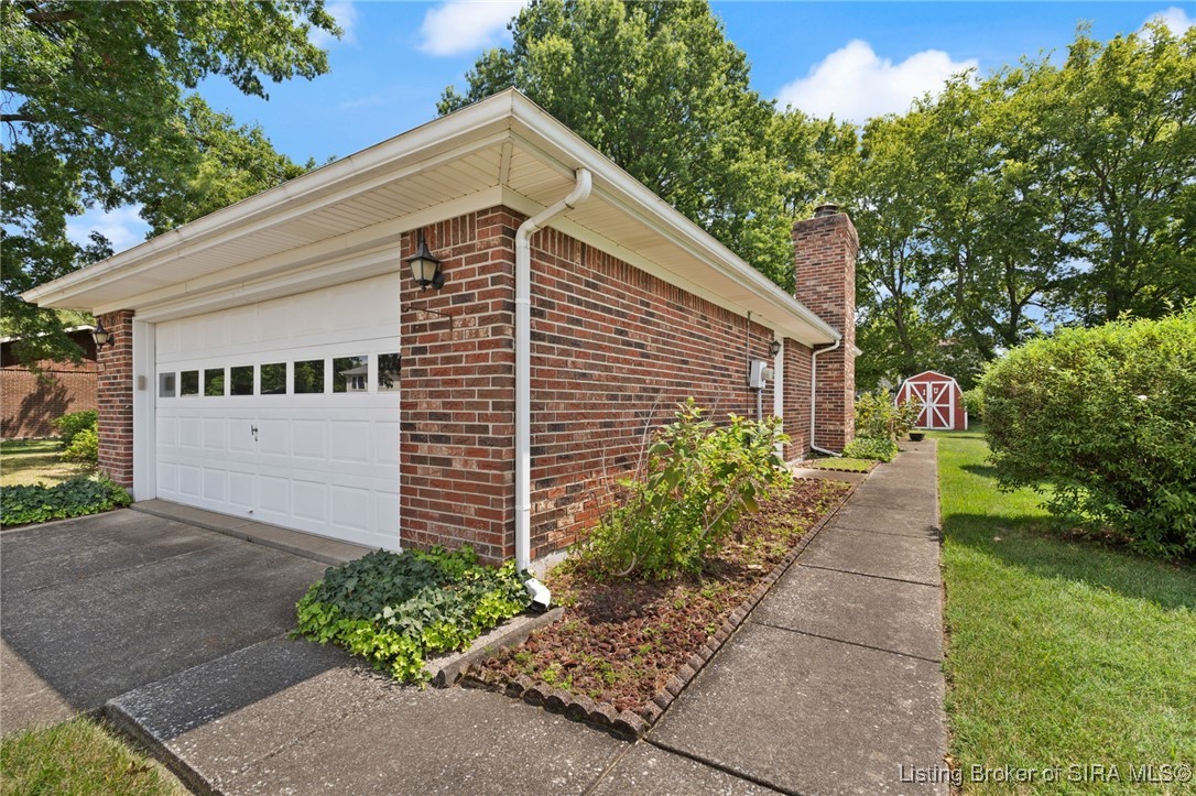 2304 Dunbar Drive