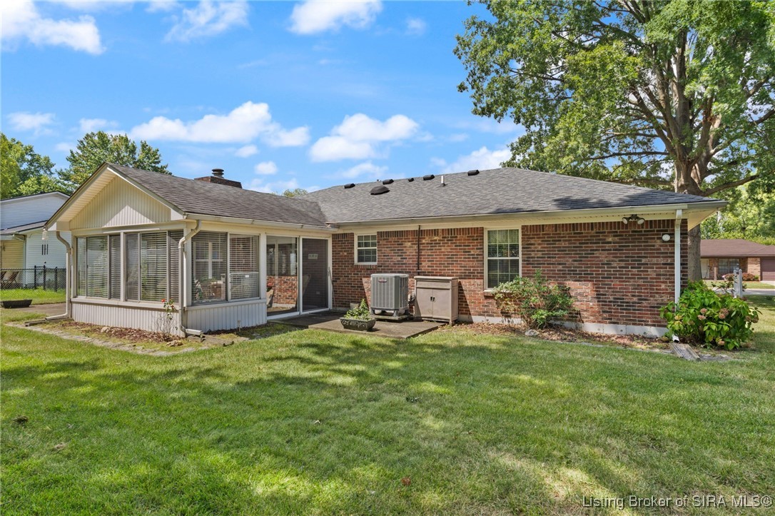 2304 Dunbar Drive