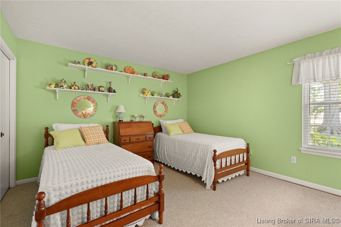 2304 Dunbar Drive