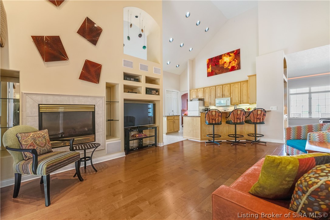 3008 Wolf Lake Boulevard