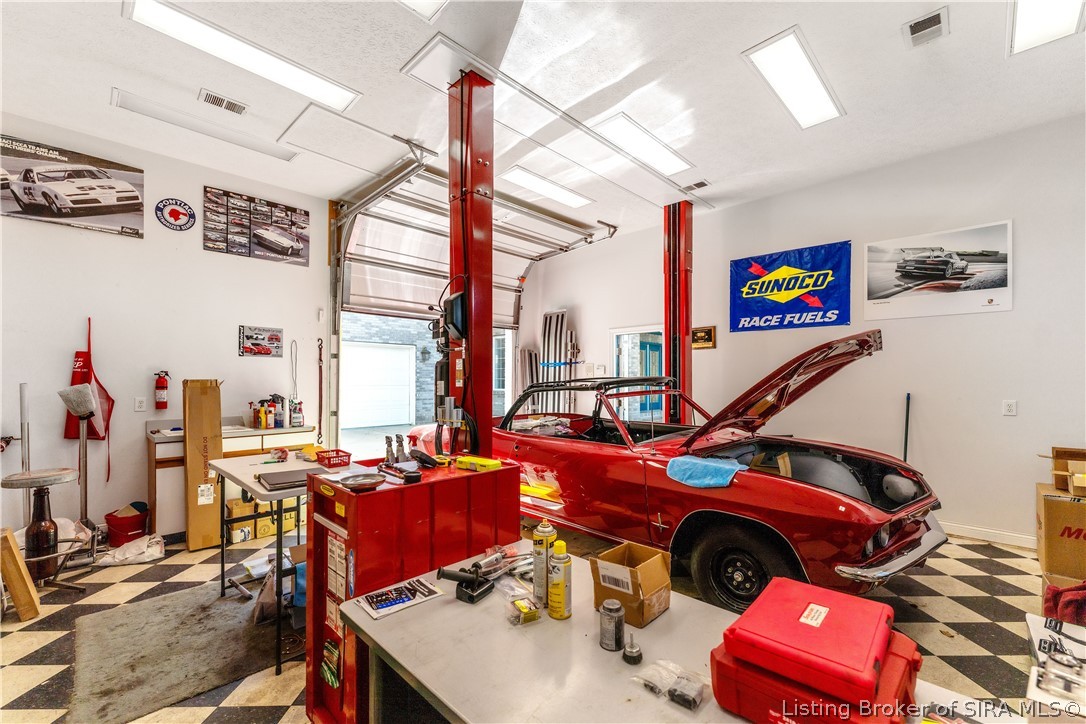 3008 Wolf Lake Boulevard