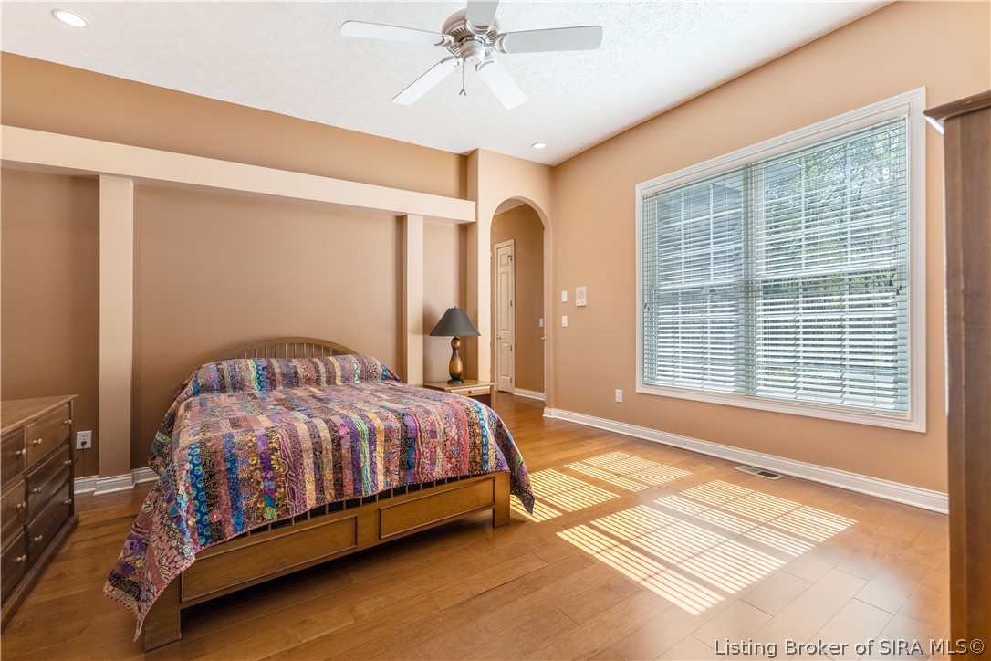 3008 Wolf Lake Boulevard