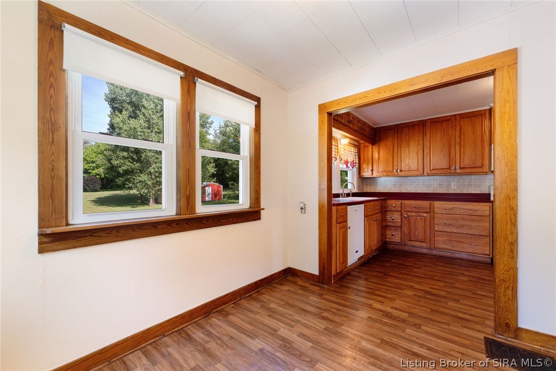 11405 Highway 135 NE