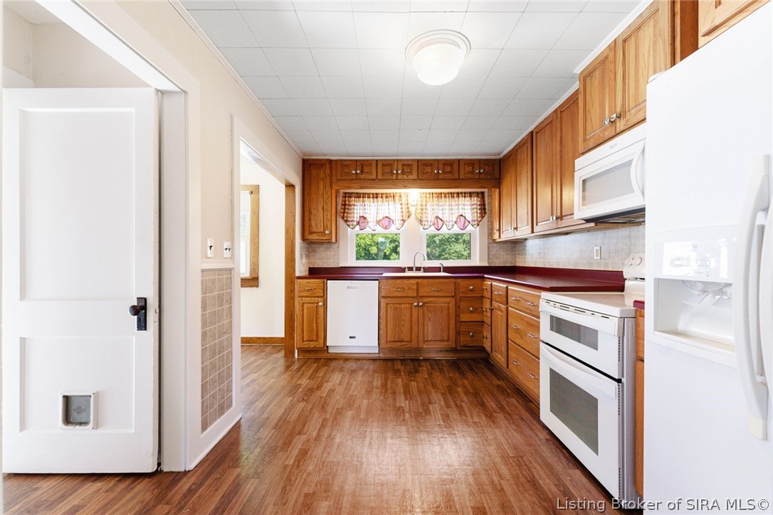 11405 Highway 135 NE