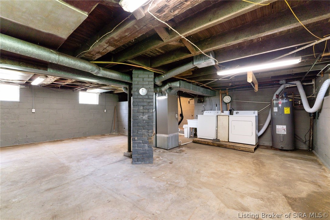 11405 Highway 135 NE