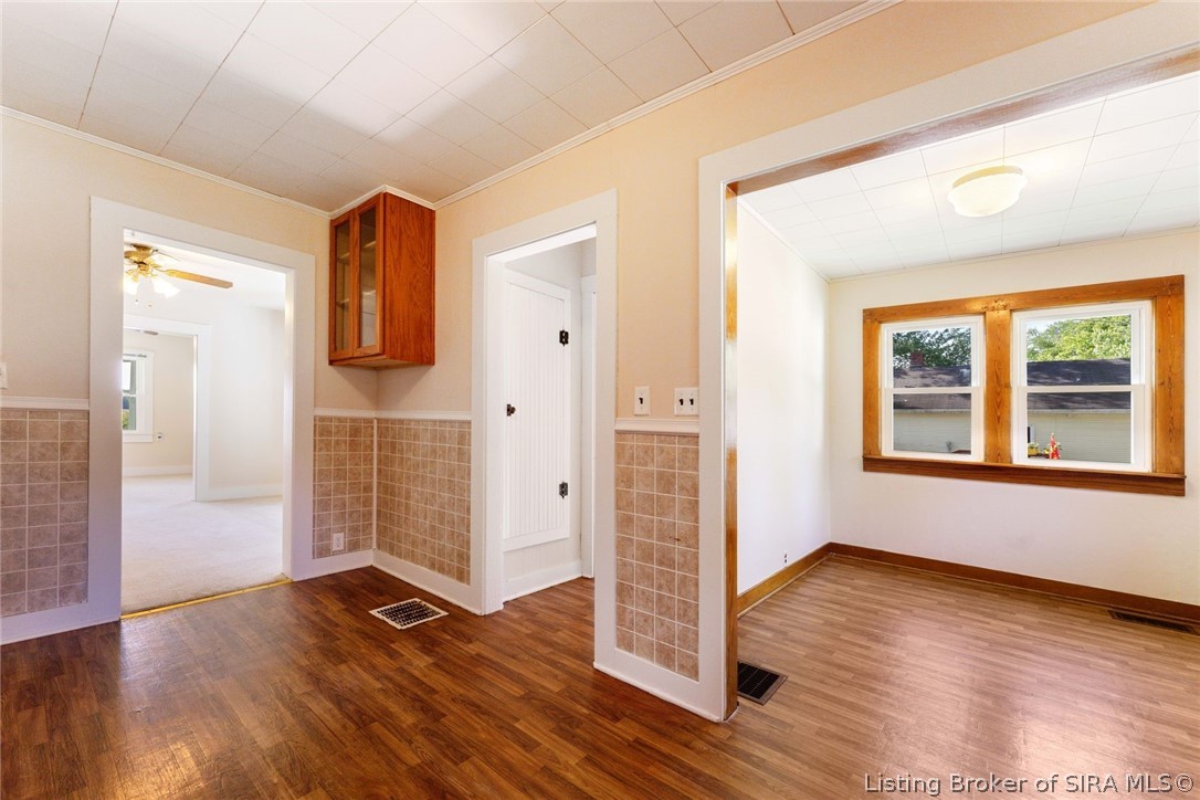 11405 Highway 135 NE