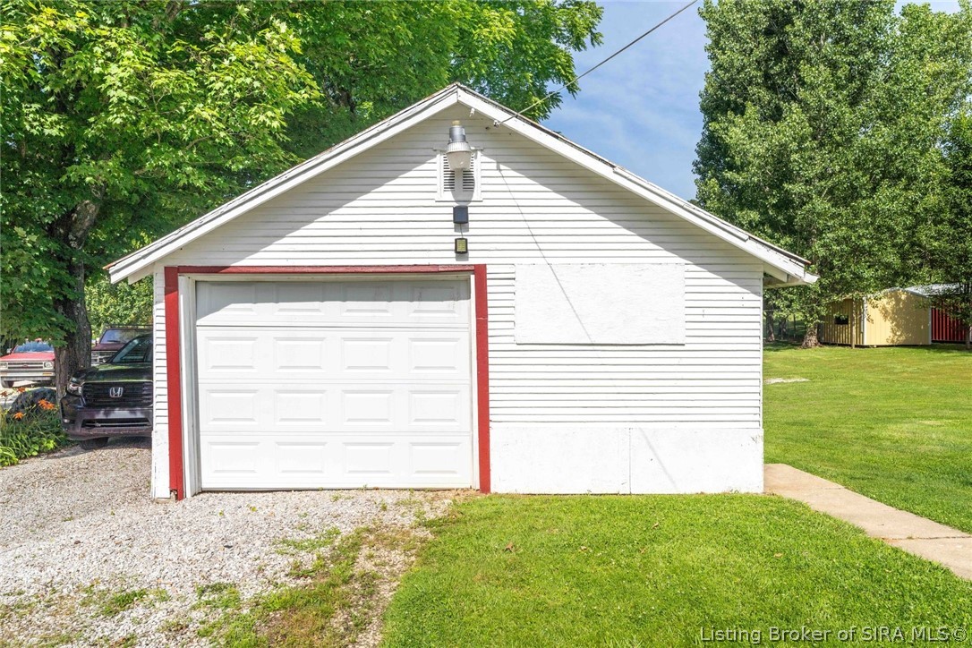 11405 Highway 135 NE