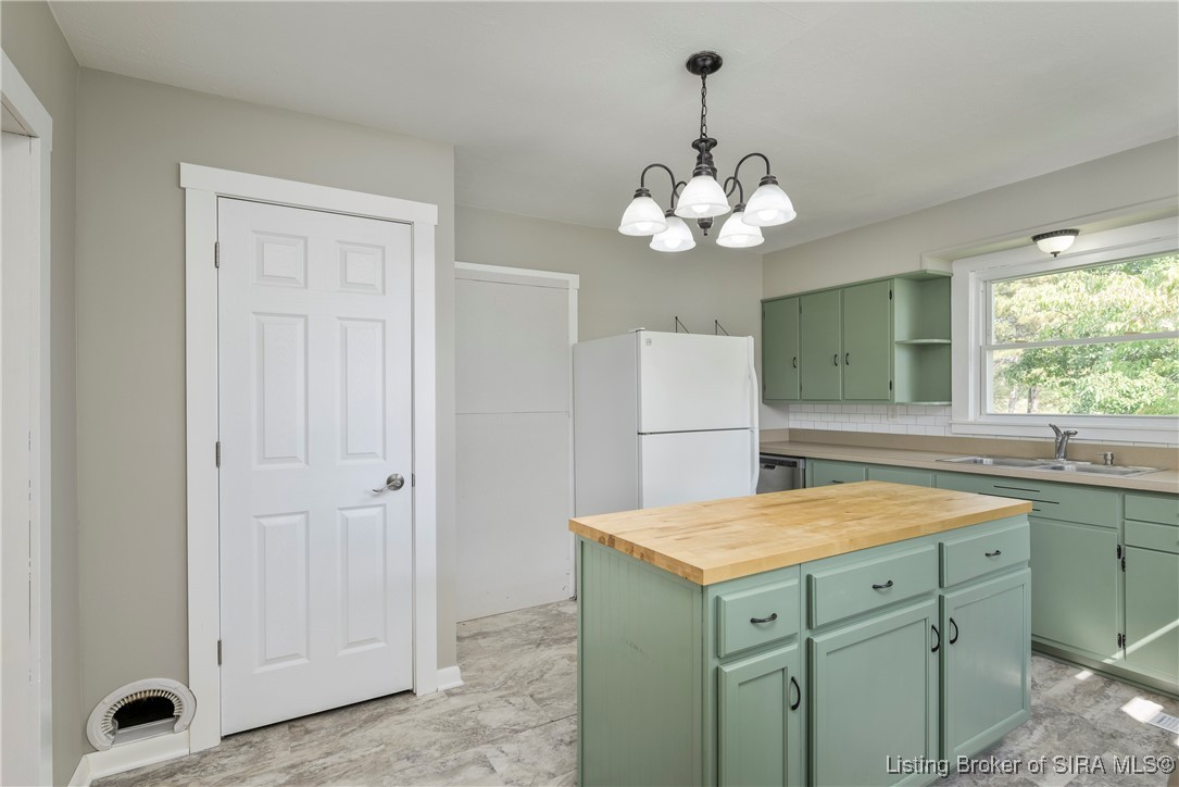 3860 Corydon Ramsey Road NW