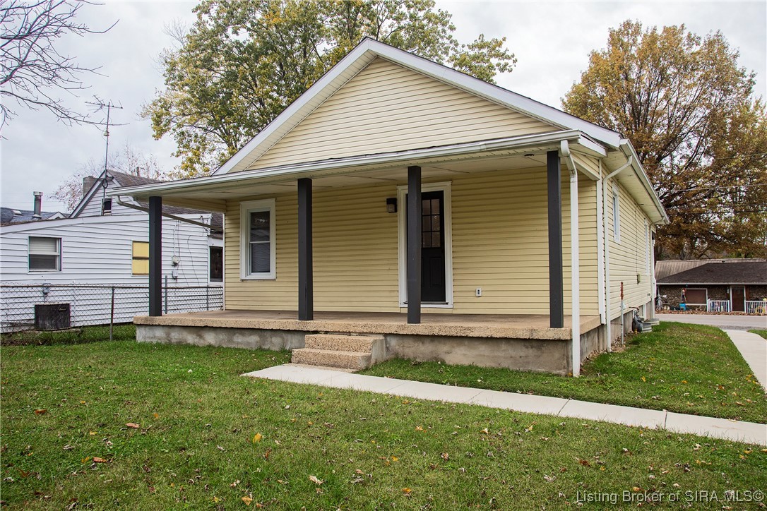 208 W Winbourne Avenue