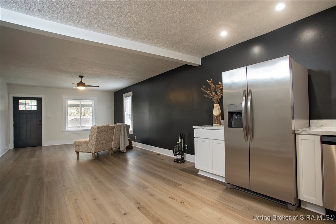 208 W Winbourne Avenue