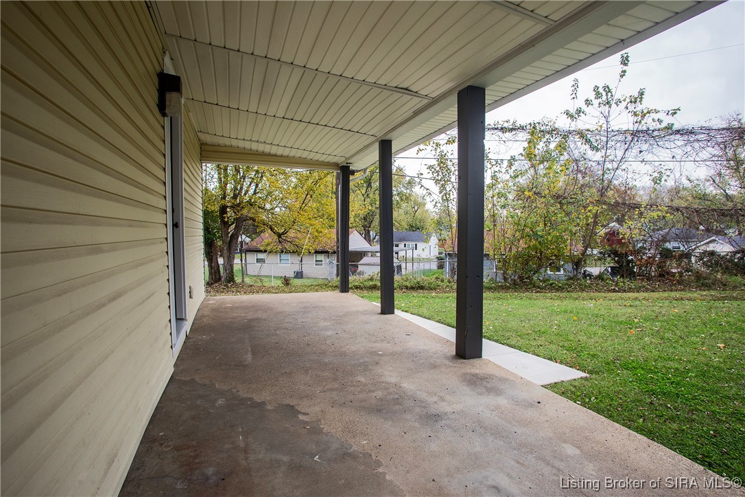 208 W Winbourne Avenue
