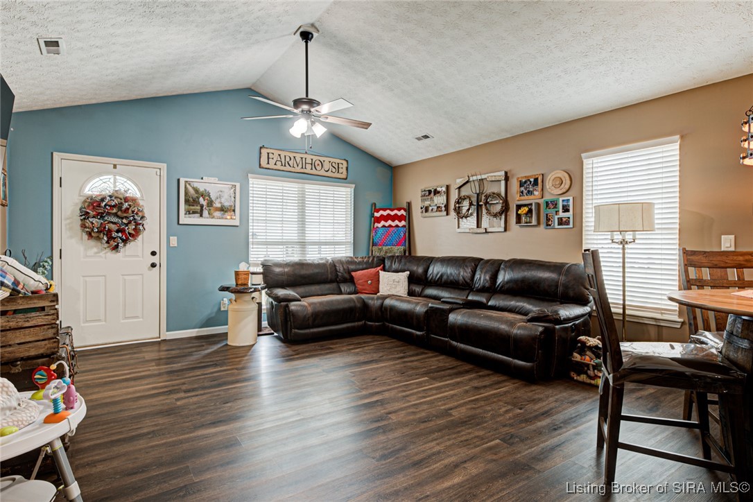 108 Hillside Circle