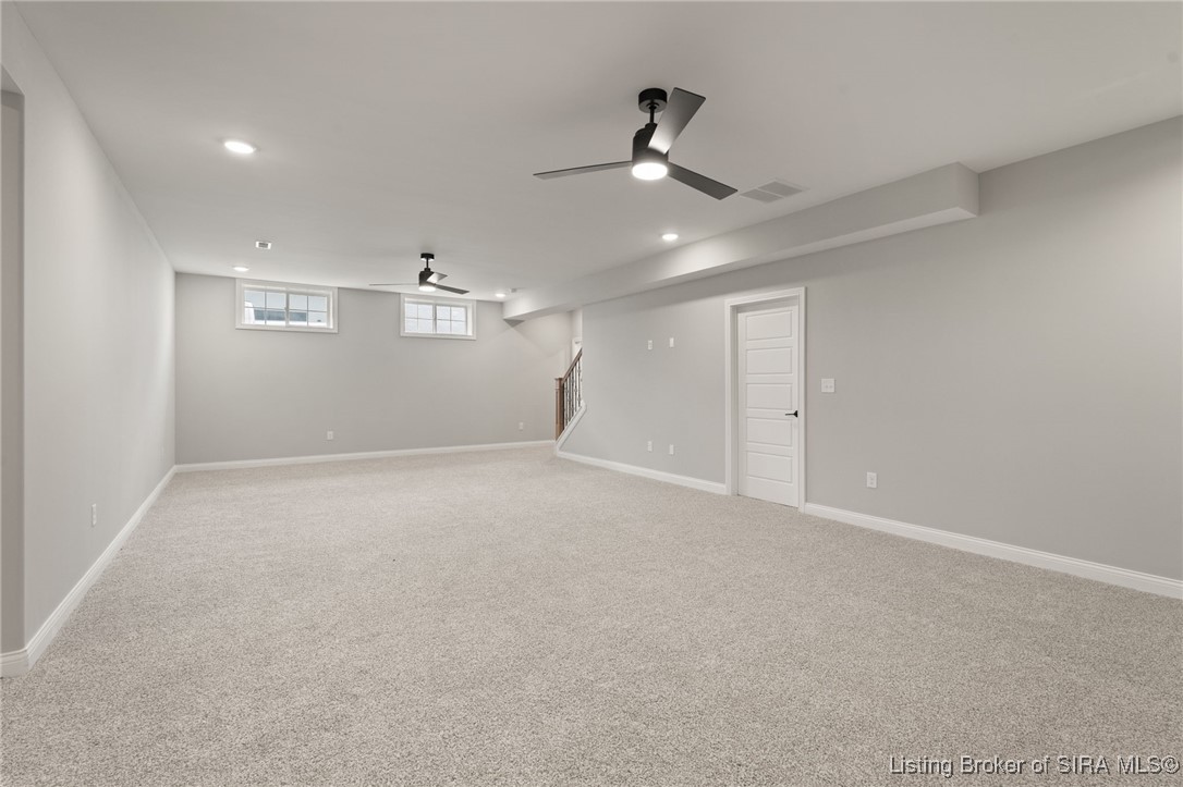 8128 Farming Way