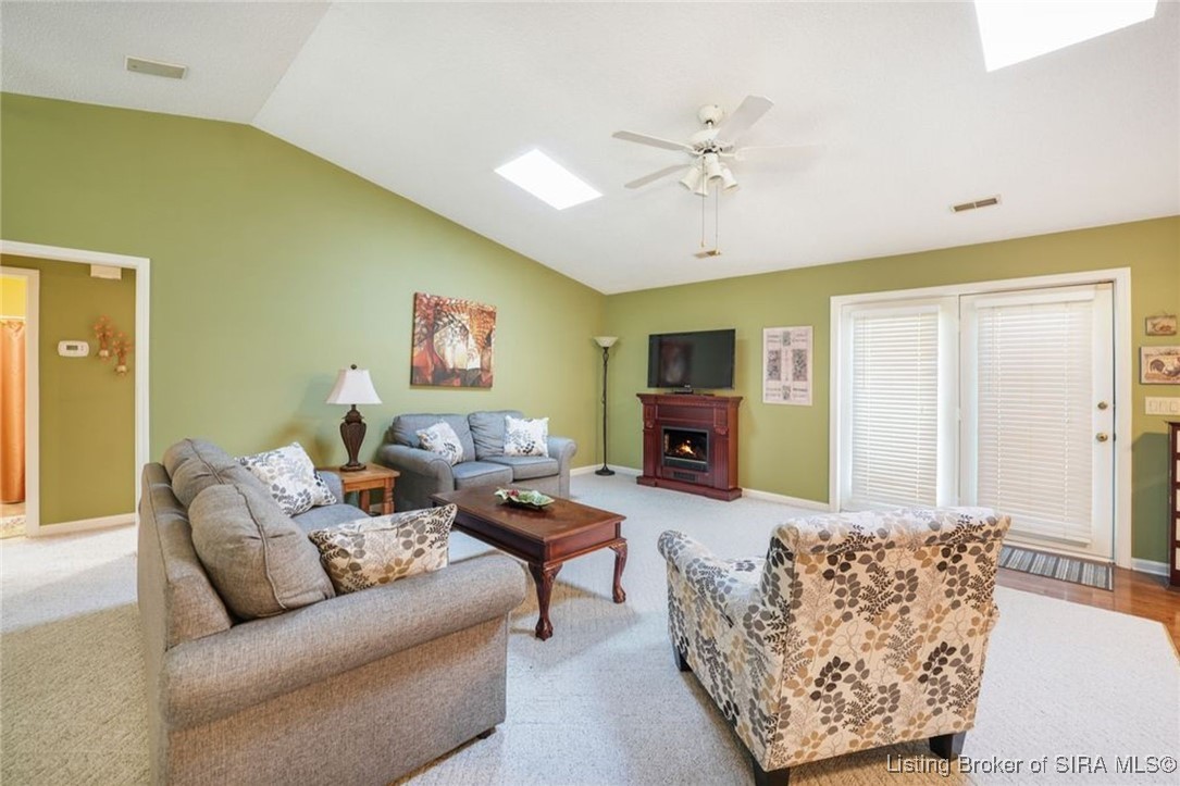 3417 Christopher Trail