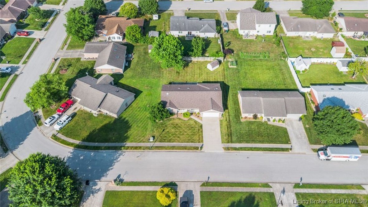 3417 Christopher Trail