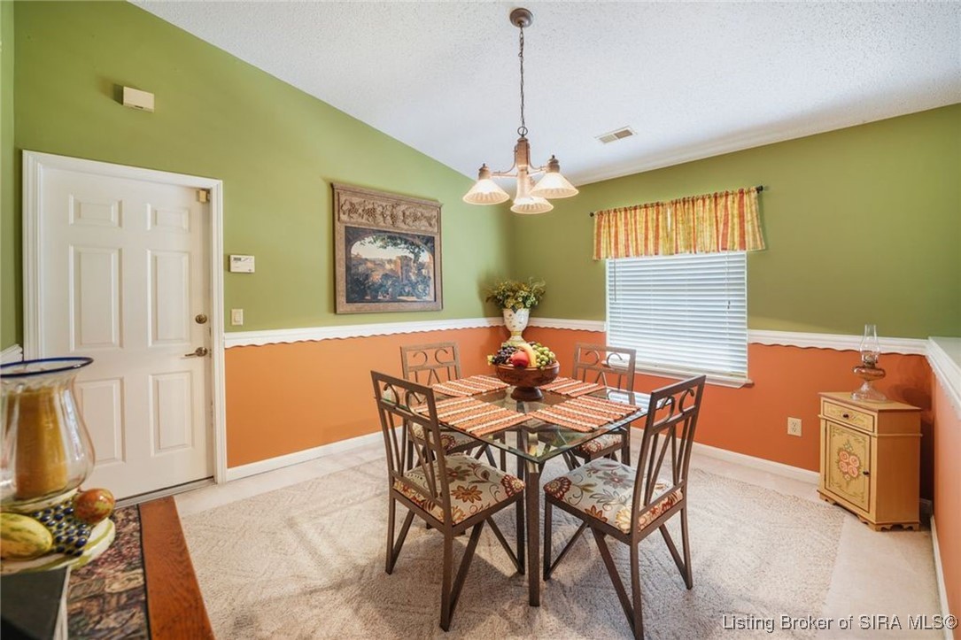 3417 Christopher Trail