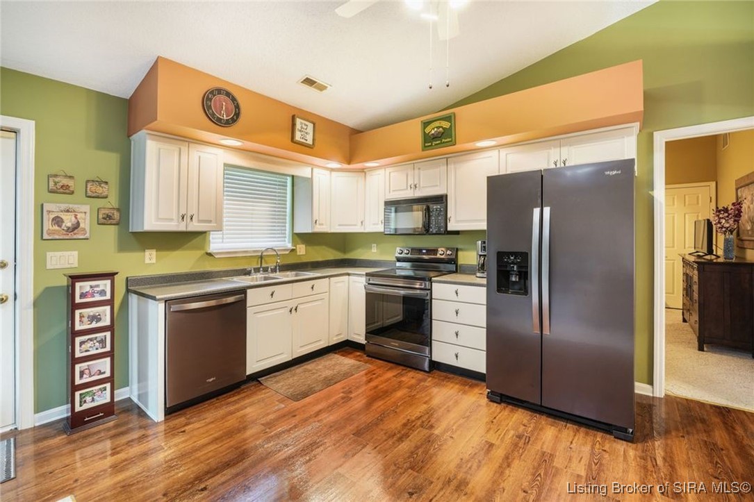 3417 Christopher Trail