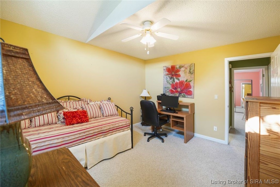 3417 Christopher Trail