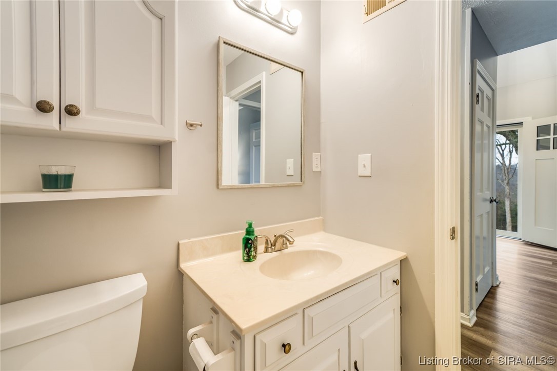 2350 Ridge Crest Drive NE