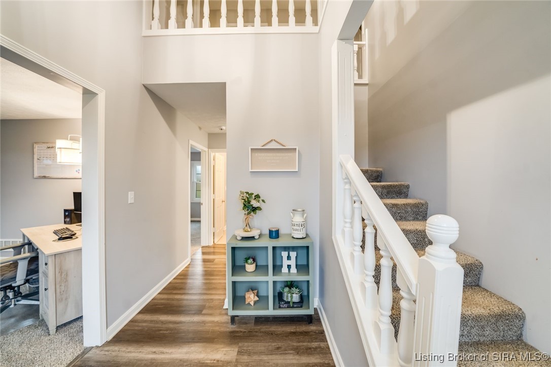 2350 Ridge Crest Drive NE