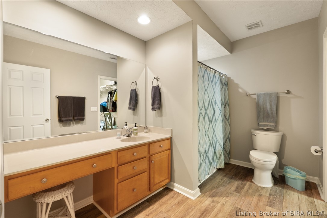 3104 Island Court