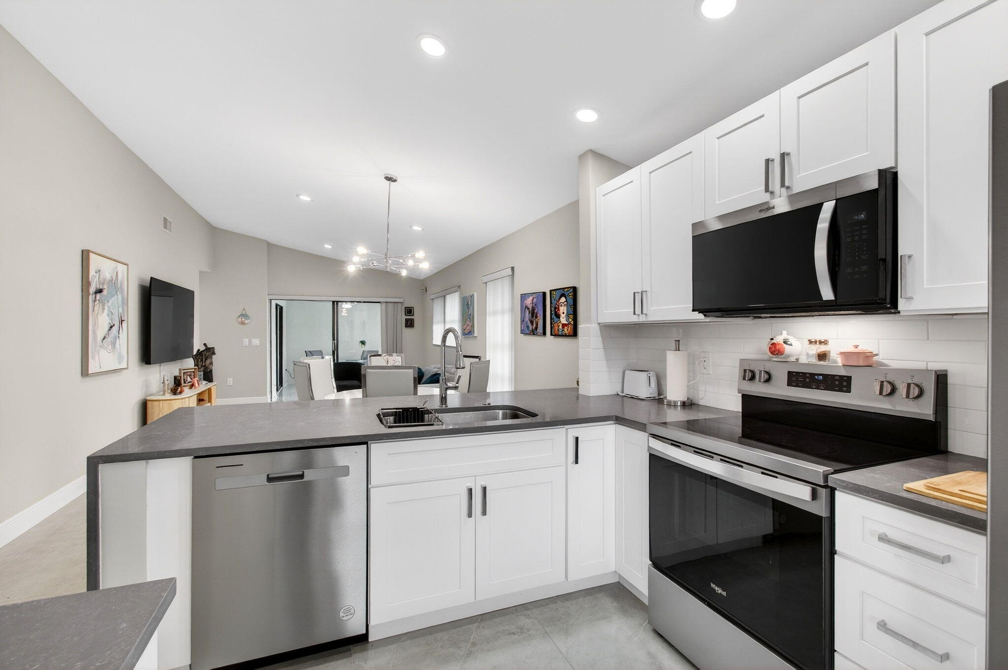 6175 Kings Gate Circle