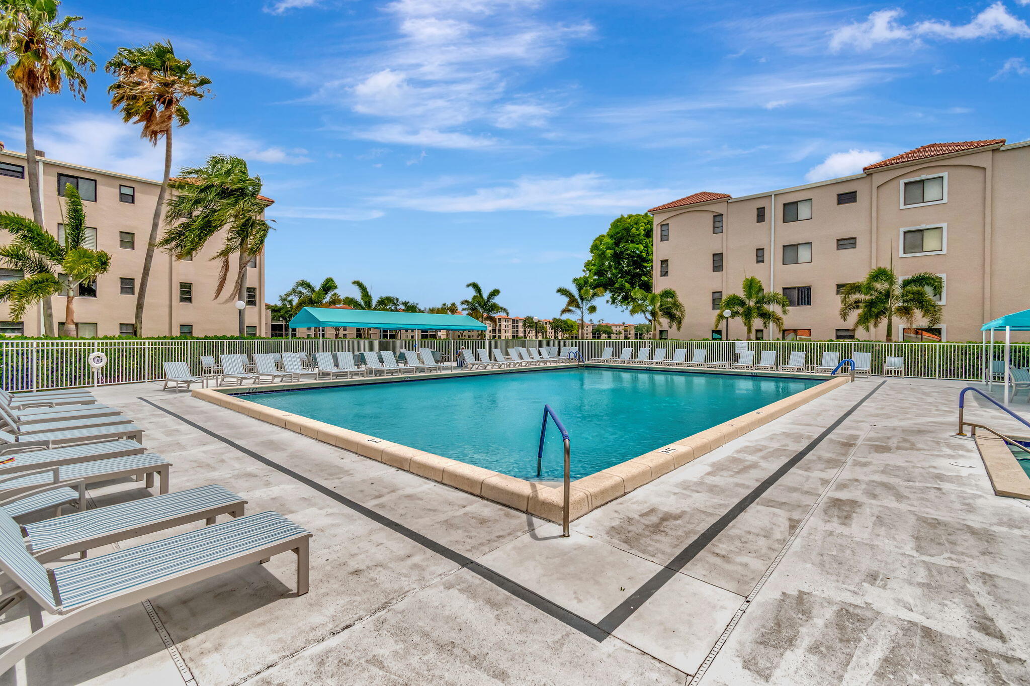 6175 Kings Gate Circle