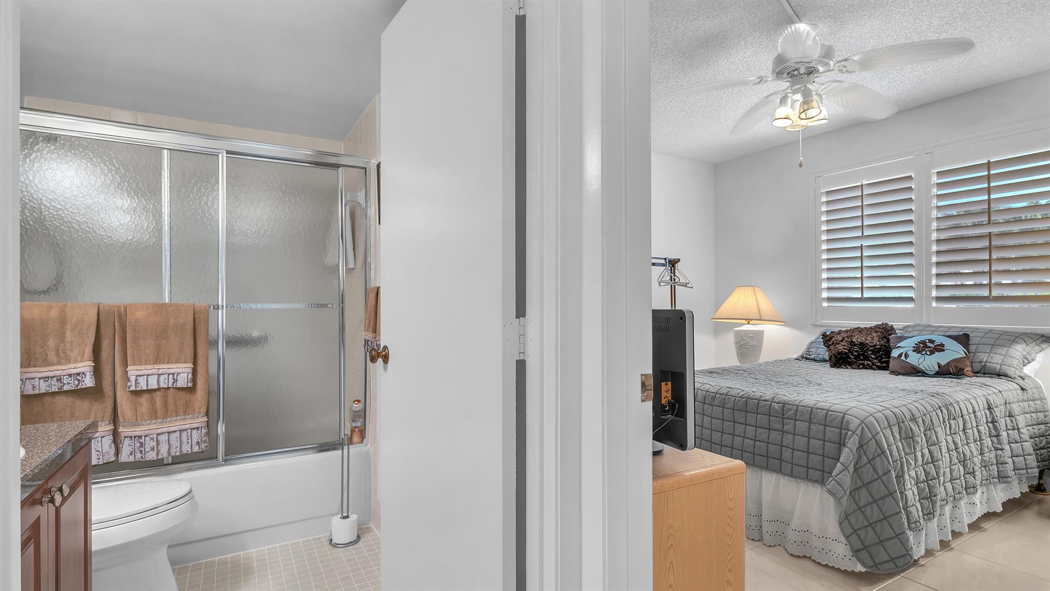 7145 Huntington Lane 106