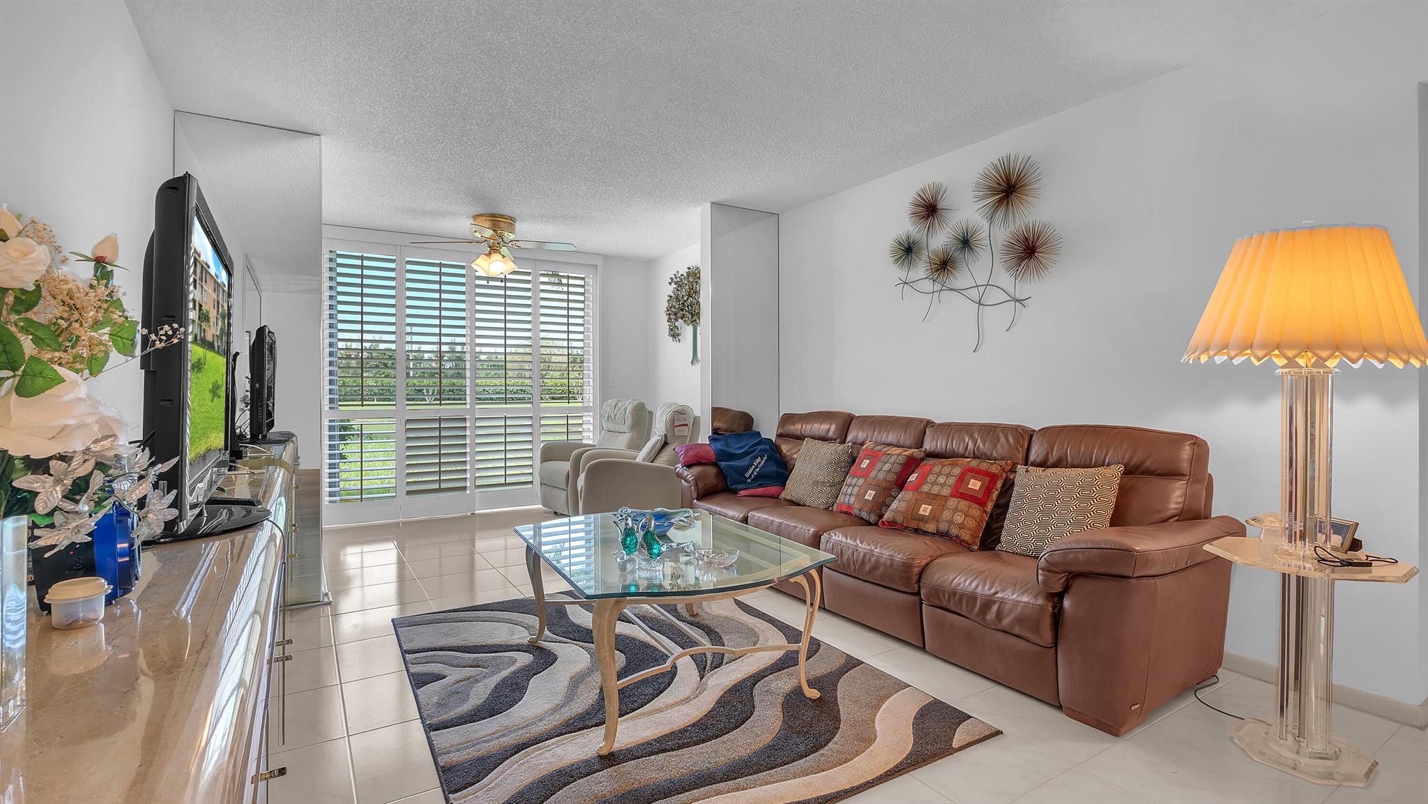 7145 Huntington Lane 106