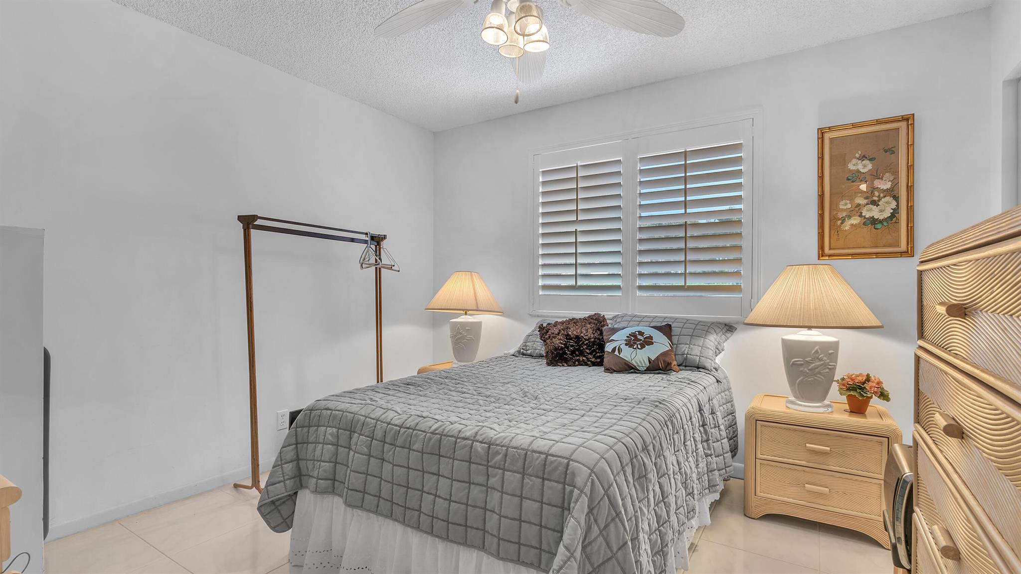 7145 Huntington Lane 106