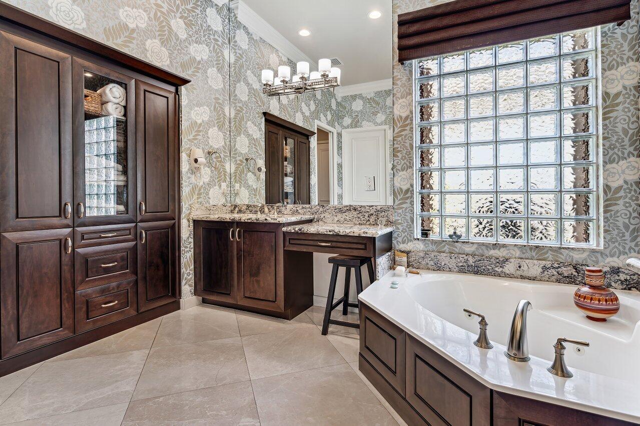 9047 Ribbons Ridge Point