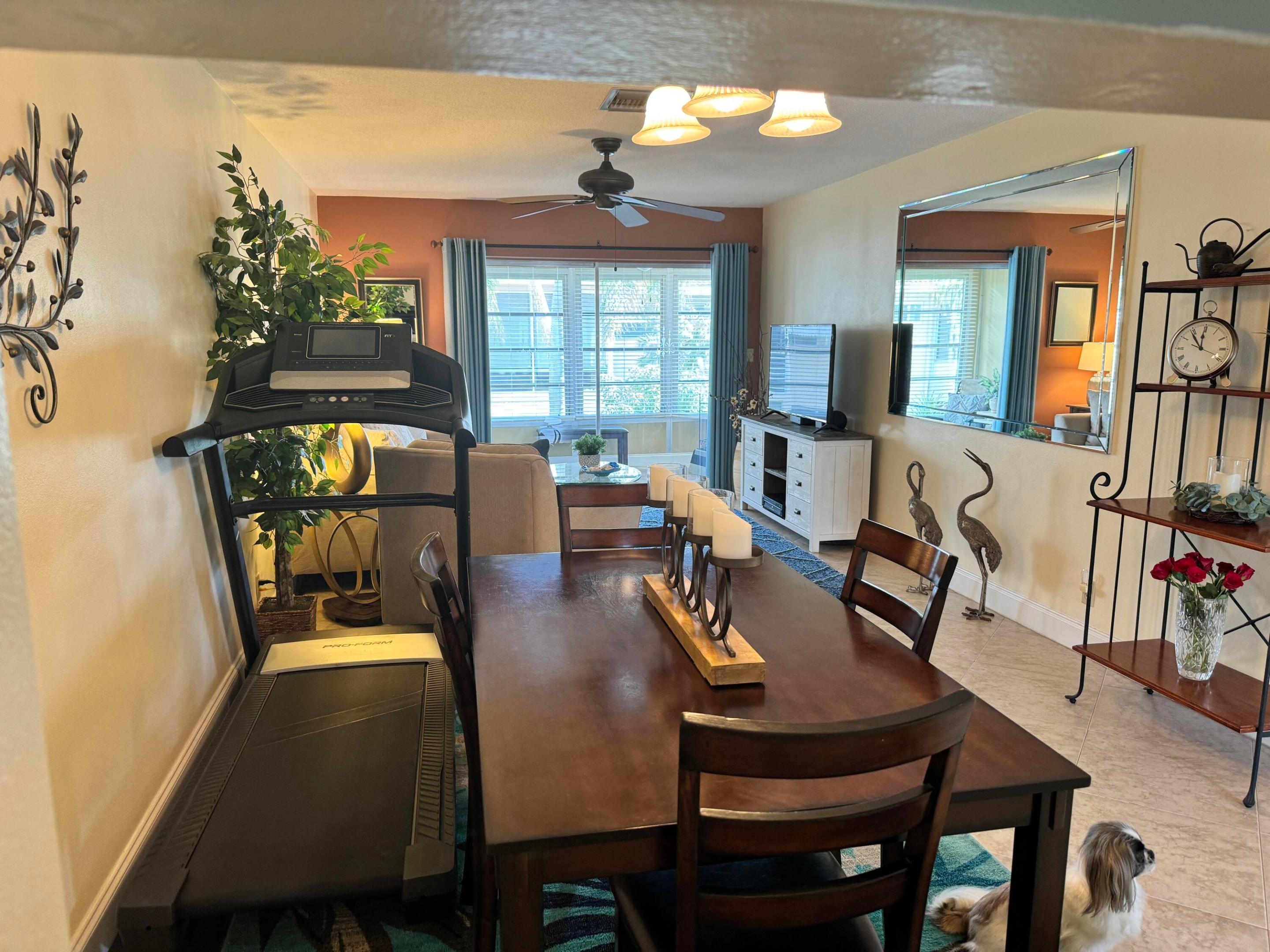 2111 NE 42nd Court 201w