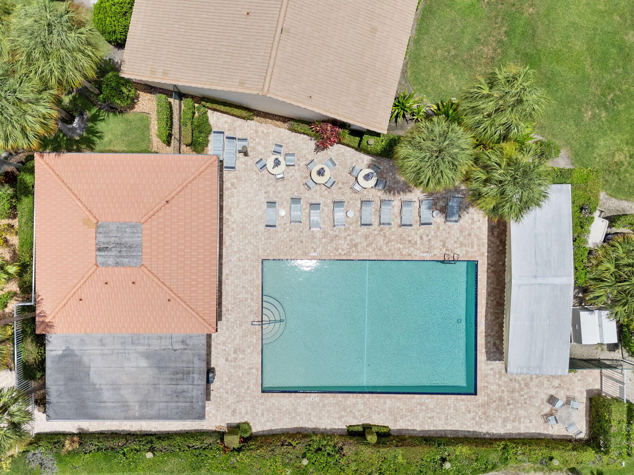 5625 Lakeview Mews Court