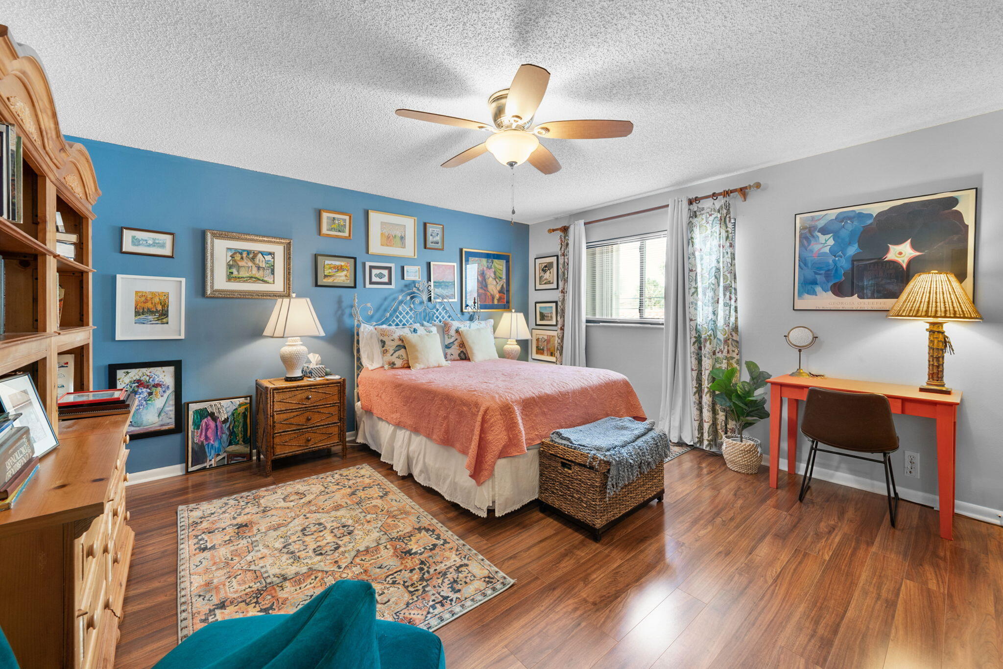 5625 Lakeview Mews Court