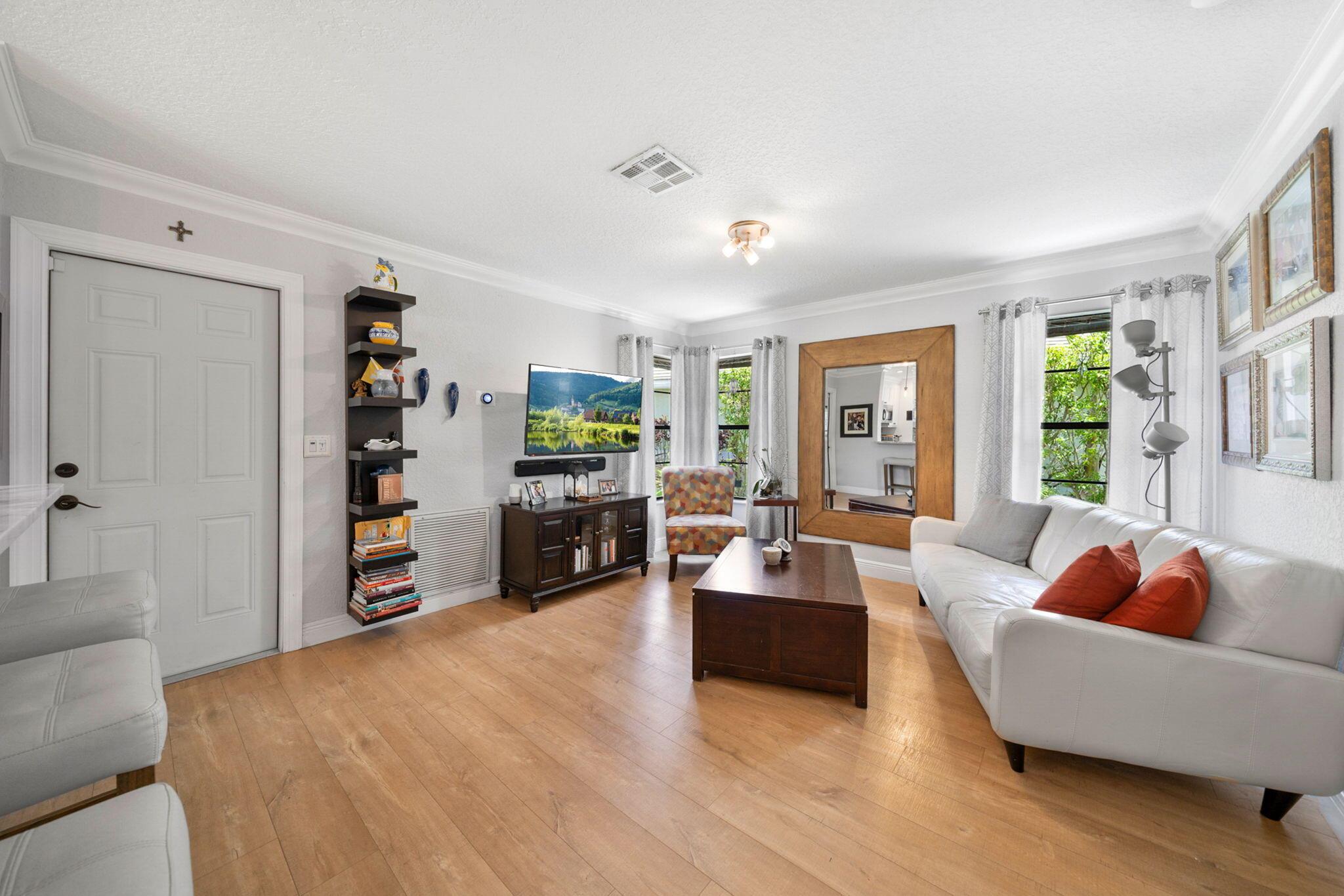 6241 Beaconwood Road