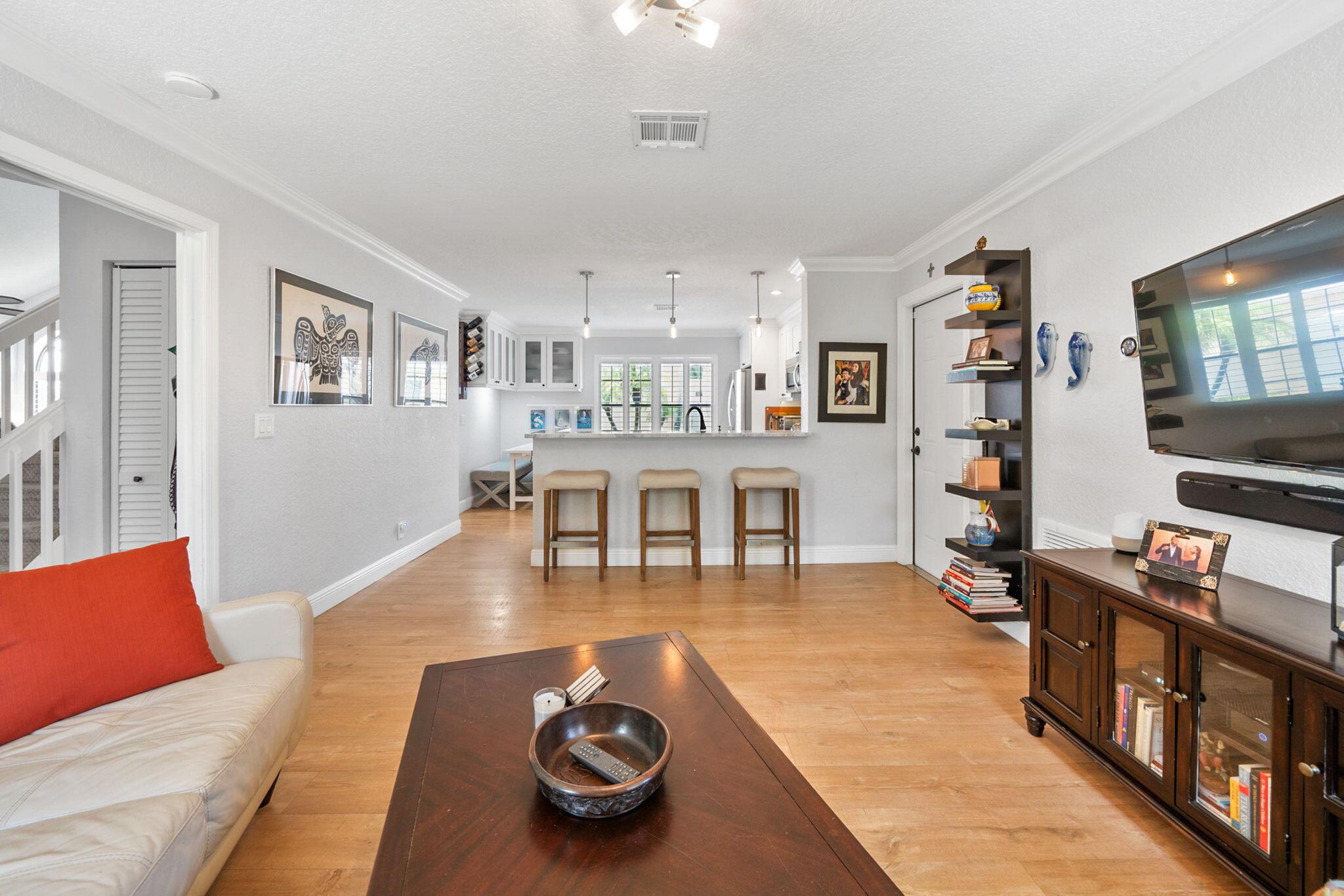 6241 Beaconwood Road