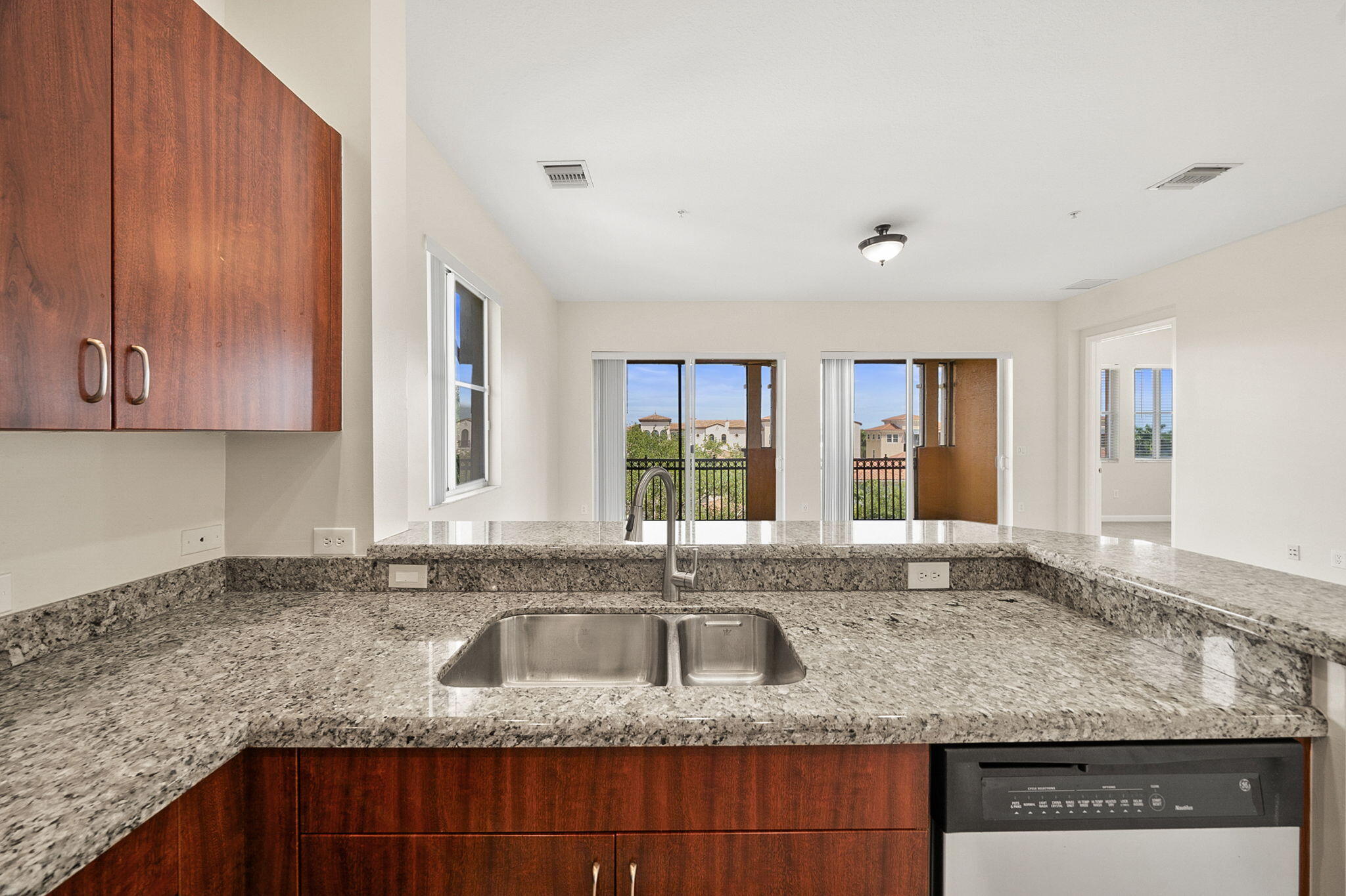 2900 NW 125th Avenue 3-417