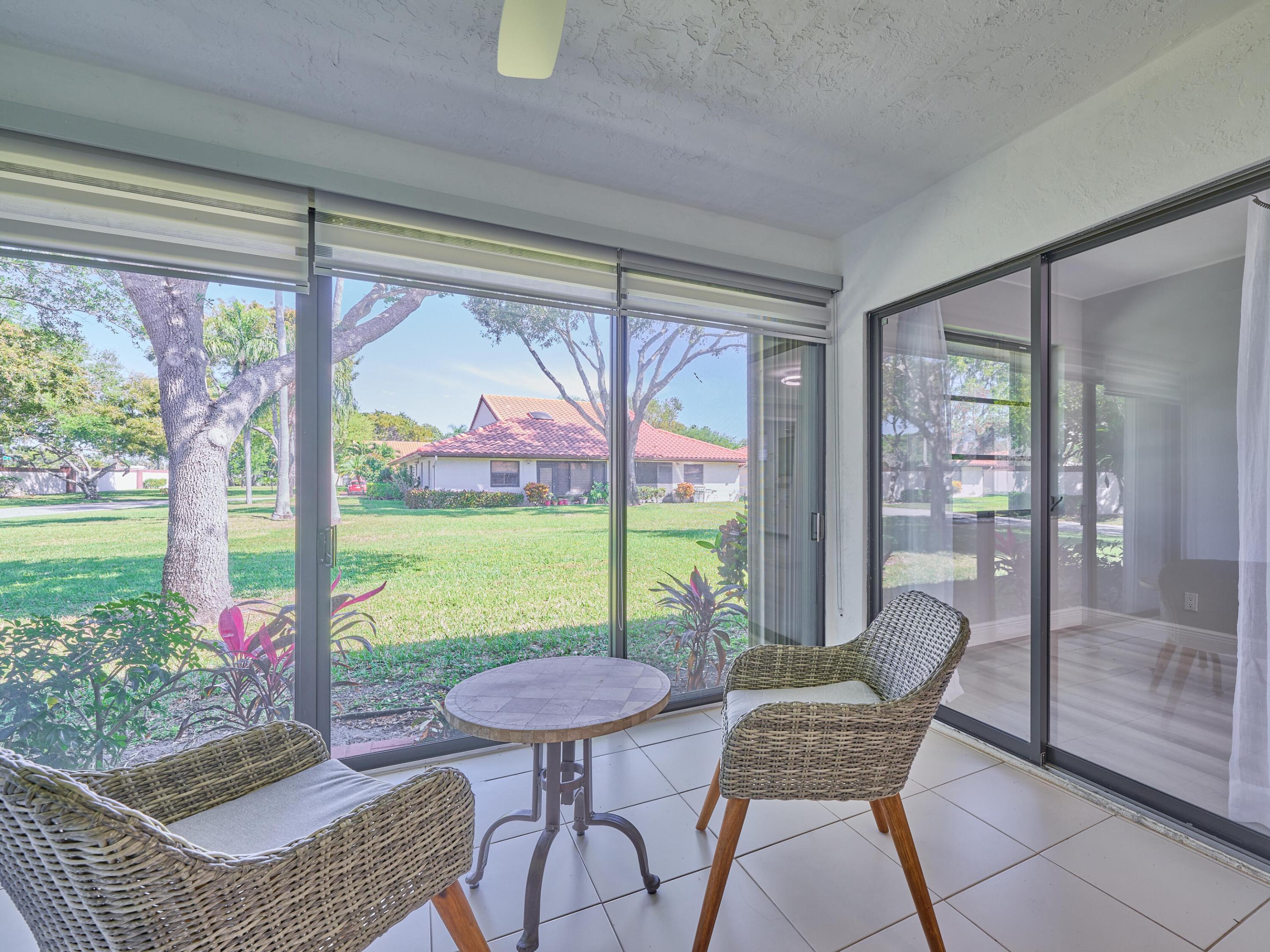 6467 Royal Manor Circle