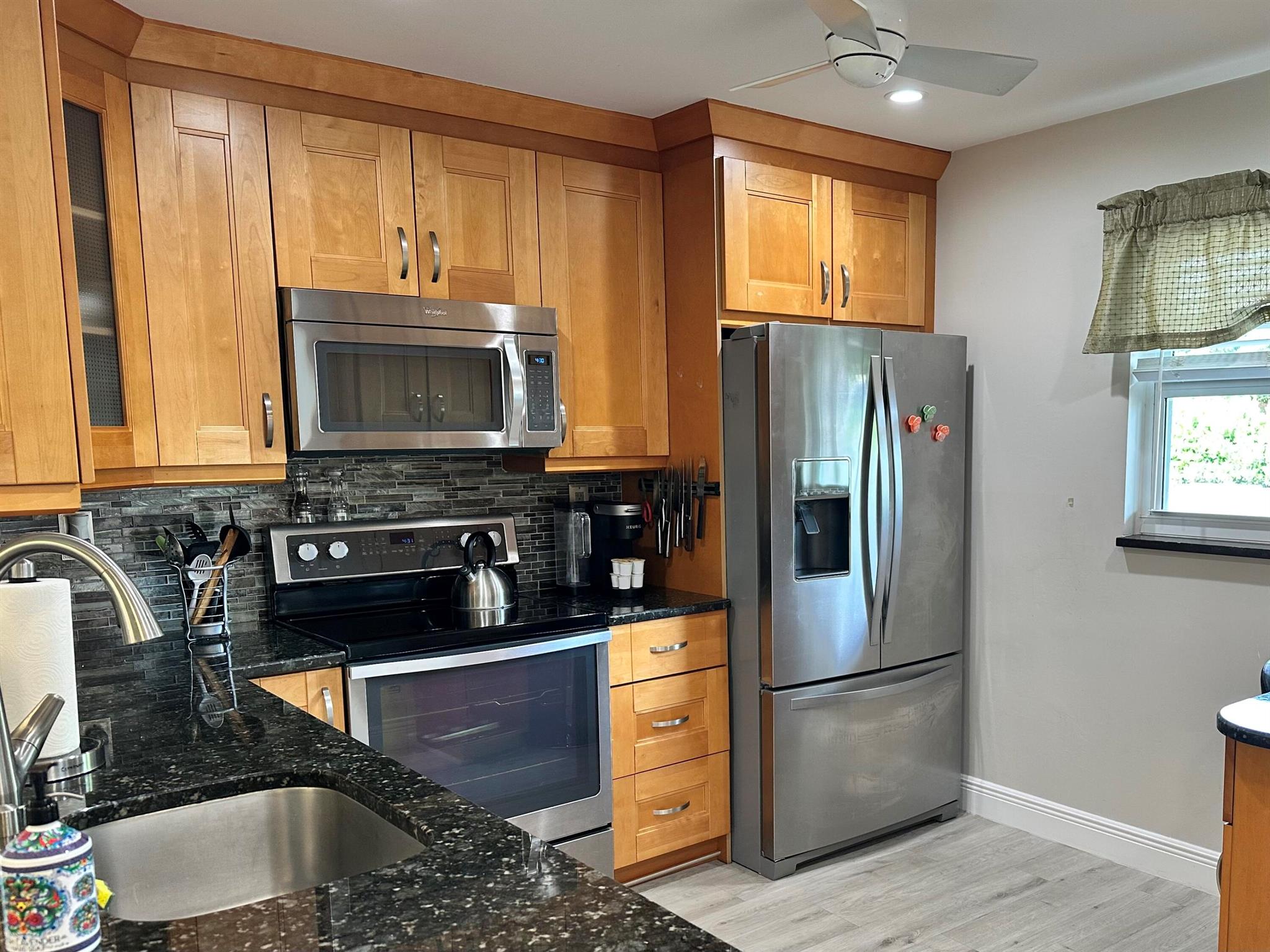 250 NE 20th Street 1090