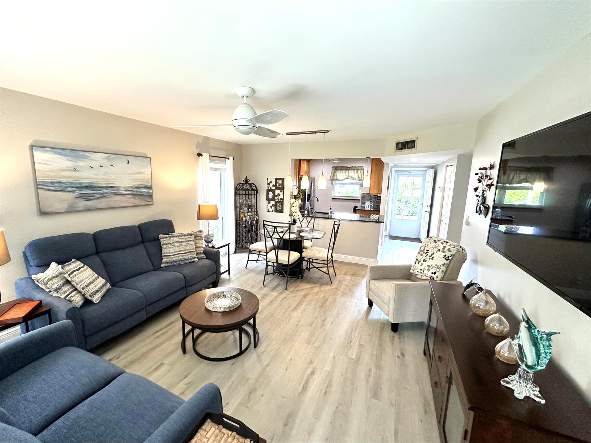 250 NE 20th Street 1090